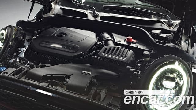 Mini Cooper S Convertible 2024 — ფოტო 6/20