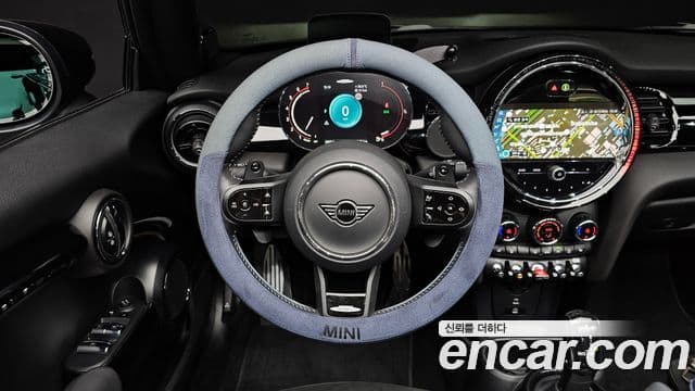Mini Cooper S Convertible 2024 — ფოტო 13/20