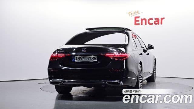 Mercedes-Benz S-Class 2022 — ფოტო 8/20