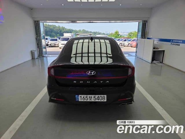 Hyundai Sonata 2022 — ფოტო 3/16