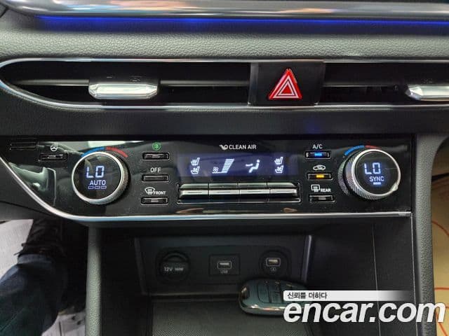 Hyundai Sonata 2022 — ფოტო 14/16