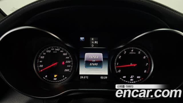 Mercedes-Benz GLC-Class 2019 — ფოტო 8/20