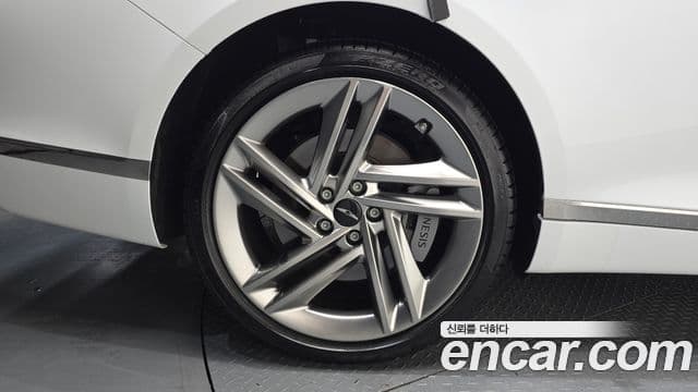 Genesis G80 2024 — Photo 11/32