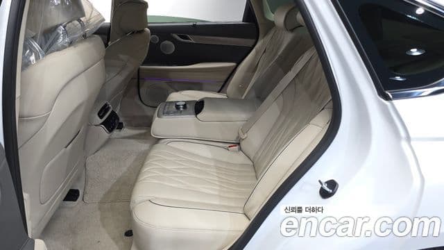 Genesis G80 2024 — Photo 31/32