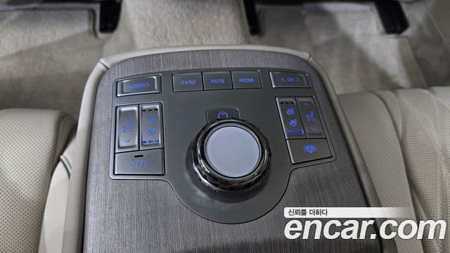 Genesis G80 2024 — Photo 8/32