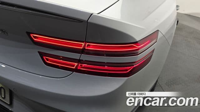 Genesis G80 2024 — Photo 28/32