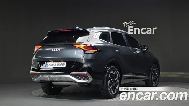 Kia Sportage 2023 — Şəkil 2/20