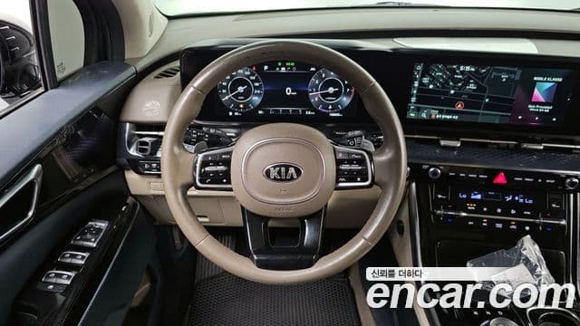 Kia Carnival 2021 — Фото 13/20
