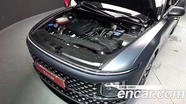 Hyundai Grandeur 2022 — ფოტო 6/20