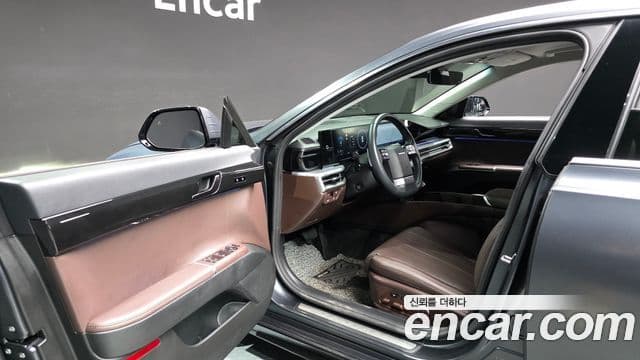 Hyundai Grandeur 2022 — ფოტო 10/20