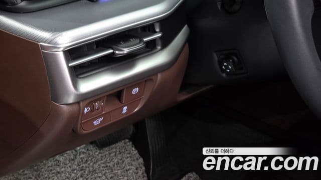 Hyundai Grandeur 2022 — ფოტო 15/20