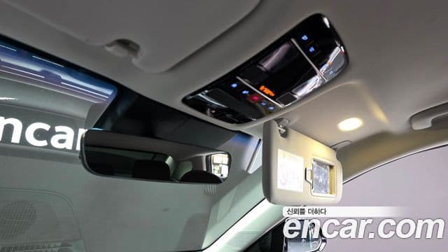 Hyundai Grandeur 2022 — ფოტო 19/20