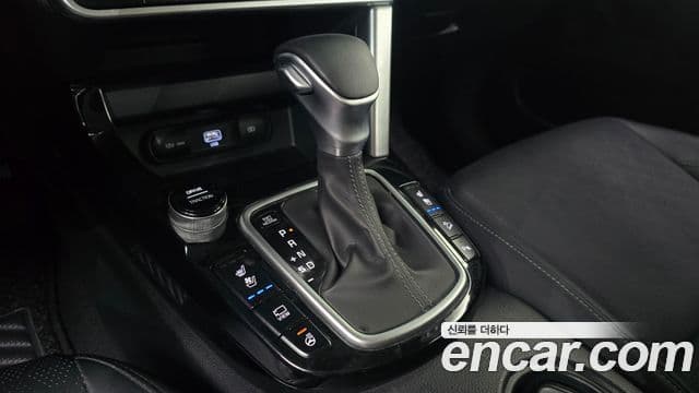 Kia Seltos 2021 — ფოტო 9/20