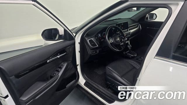 Kia Seltos 2021 — ფოტო 11/20