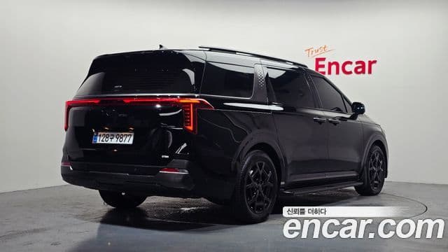 Kia Carnival 2025 — ფოტო 2/20