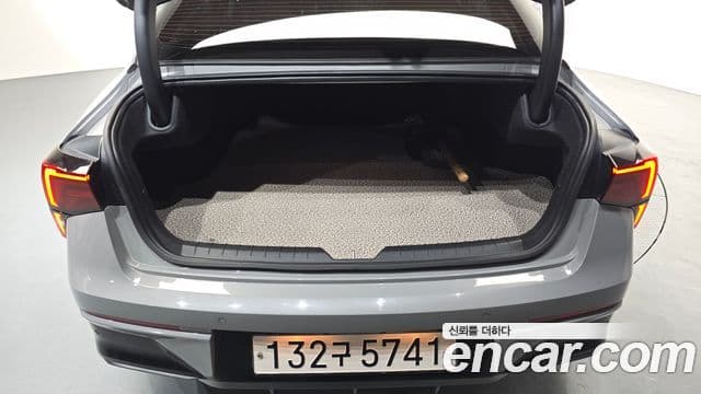 Kia K5 2024 — ფოტო 16/20