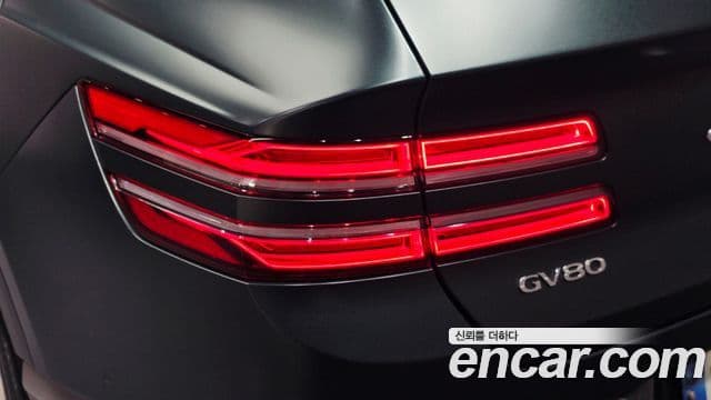 Genesis GV80 2020 — Photo 1/34