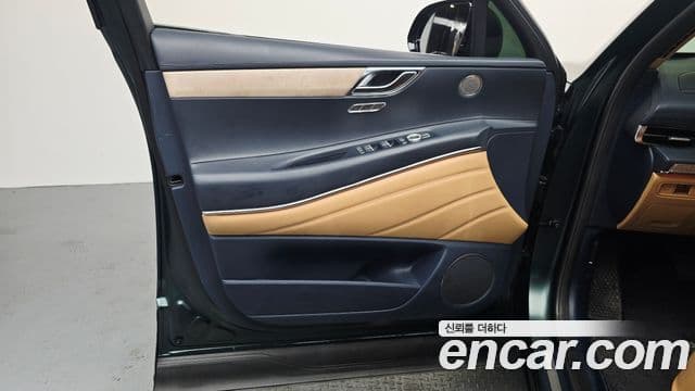 Genesis GV80 2020 — Photo 18/34