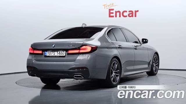 BMW 5 Series 2021 — ფოტო 2/20