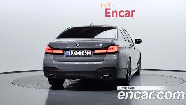 BMW 5 Series 2021 — ფოტო 4/20