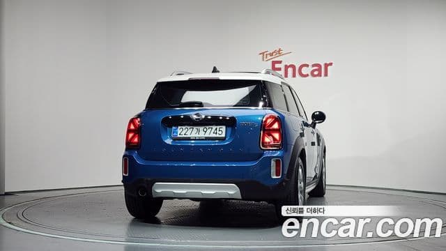 Mini Cooper D Countryman 2021 — Şəkil 4/20