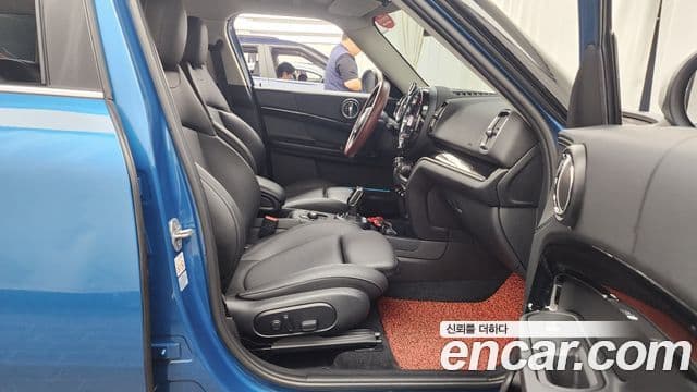 Mini Cooper D Countryman 2021 — Şəkil 11/20