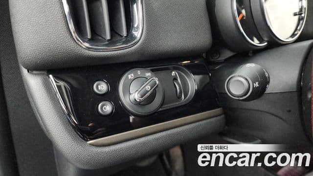 Mini Cooper D Countryman 2021 — Şəkil 16/20