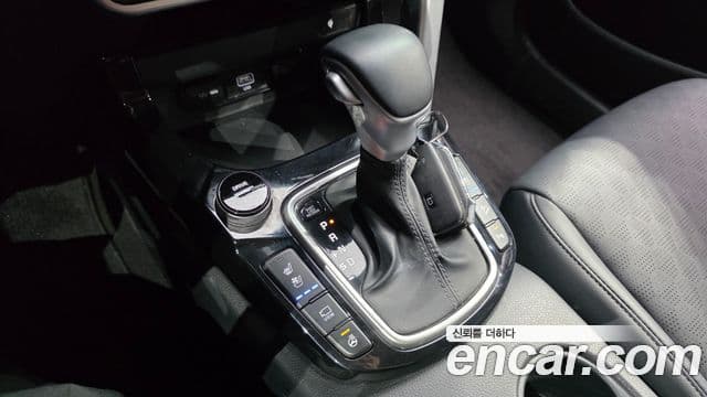 Kia Seltos 2022 — Şəkil 8/20