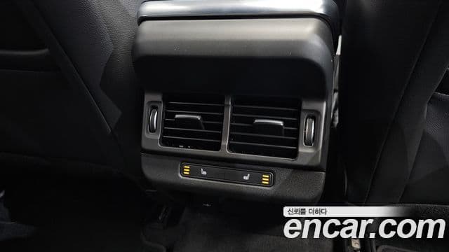 Land Rover Range Rover Evoque 2022 — Şəkil 19/20