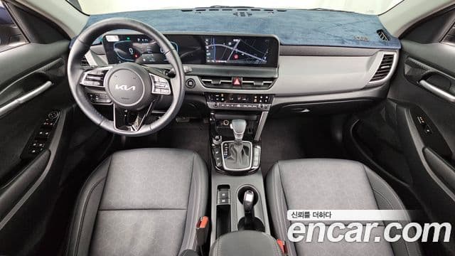 Kia Seltos 2023 — Şəkil 7/20