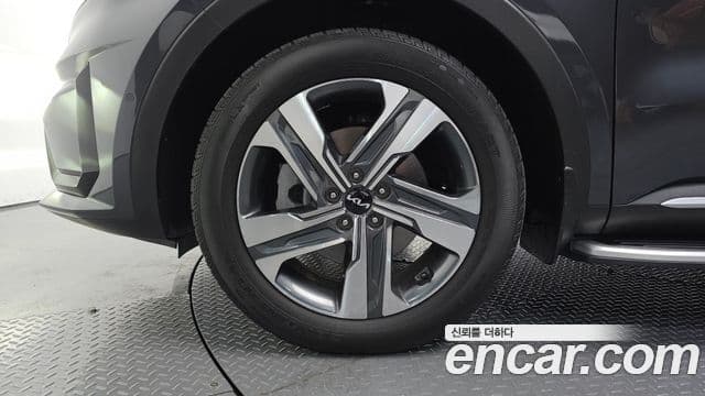 Kia Sorento 2022 — ფოტო 5/20