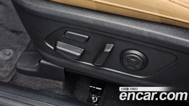 Kia Sorento 2022 — ფოტო 19/20