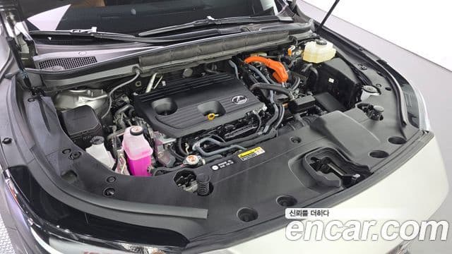 Lexus RX350h 2025 — Şəkil 24/32