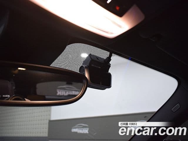 BMW X1 2022 — Şəkil 12/20