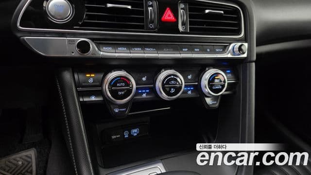 Genesis G70 2020 — Şəkil 17/20