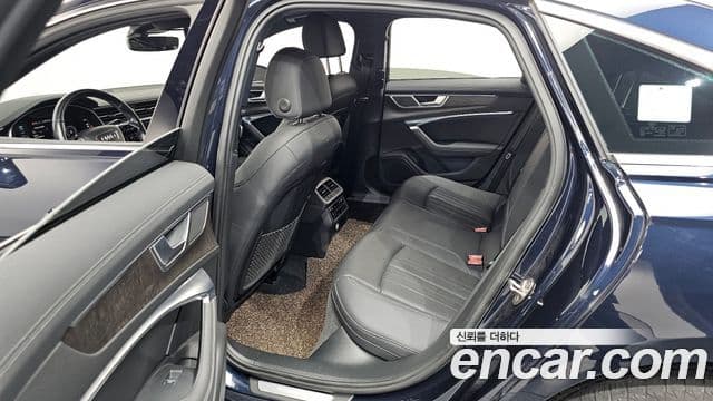 Audi A6 2020 — ფოტო 11/20