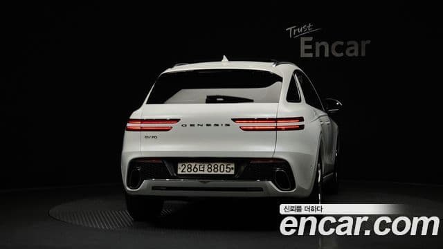 Genesis GV70 2021 — ფოტო 4/20