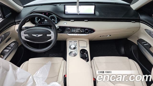 Genesis GV70 2021 — ფოტო 7/20