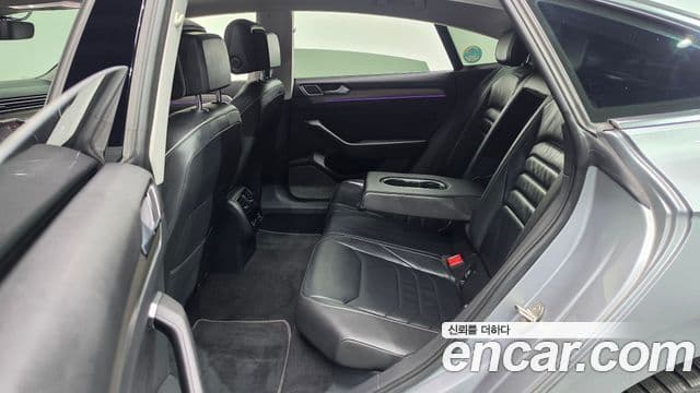 Volkswagen Arteon 2019 — Şəkil 11/20