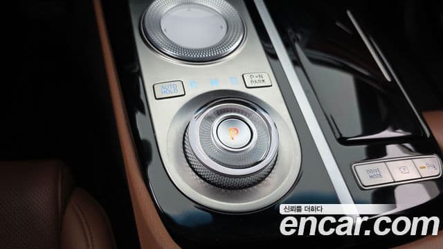 Genesis Electrified G80 2022 — ფოტო 9/20