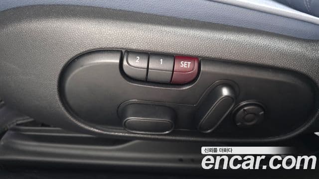Mini Cooper S Clubman 2023 — ფოტო 12/20