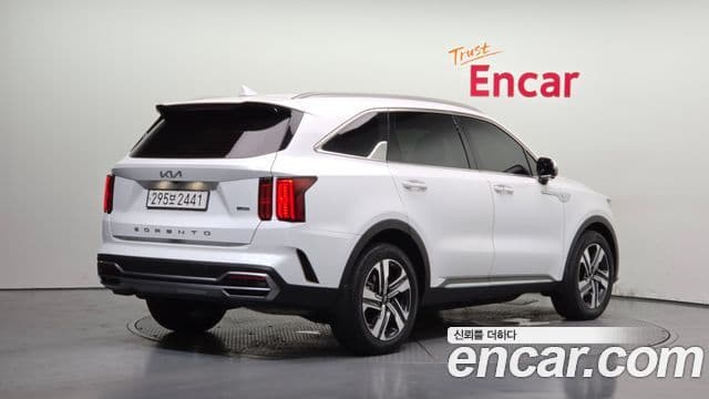 Kia Sorento 2022 — Фото 2/20