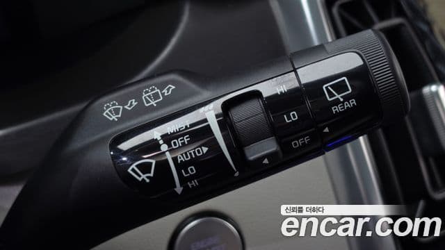 Kia Sorento 2022 — Фото 19/20