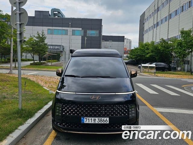 Hyundai Staria 2025 — Şəkil 2/20