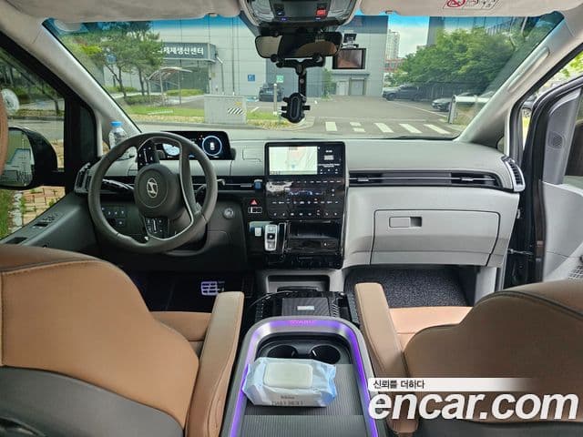Hyundai Staria 2025 — Şəkil 7/20