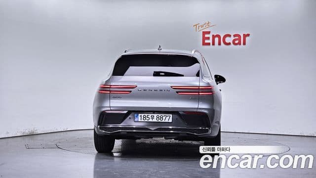 Genesis GV70 2024 — Photo 16/31