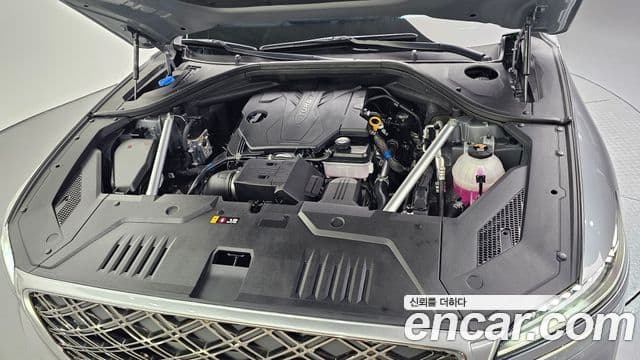 Genesis GV70 2024 — Photo 12/31
