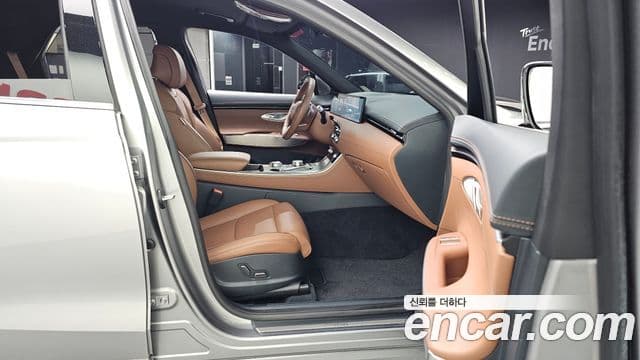 Genesis GV70 2024 — Photo 11/31