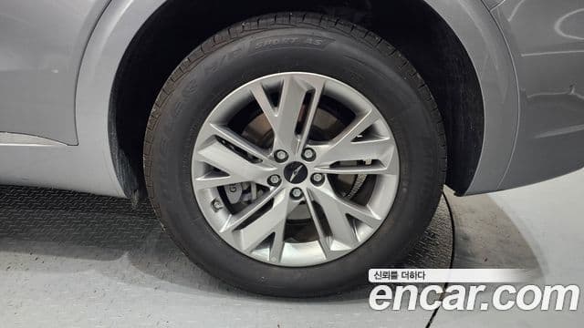 Genesis GV70 2024 — Photo 6/31