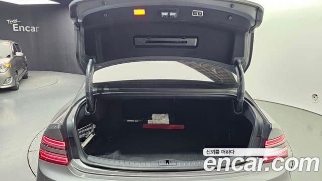 Genesis Electrified G80 2024 — Şəkil 20/20